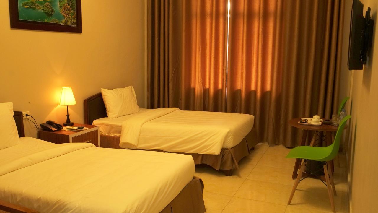 נין בין Hoa Lu Hotel מראה חיצוני תמונה